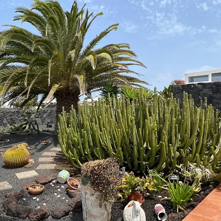 Villa Burgao Playa Blanca  Exterior photo