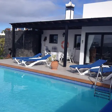 Villa Burgao Playa Blanca  Exterior photo